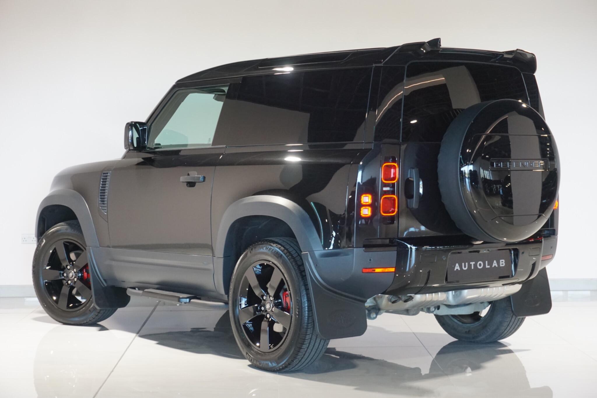 Land Rover Defender 90 3.0 D250 MHEV Hard Top SUV 3dr Diesel Auto 4WD SWB Euro 6 (s/s) (250 ps)